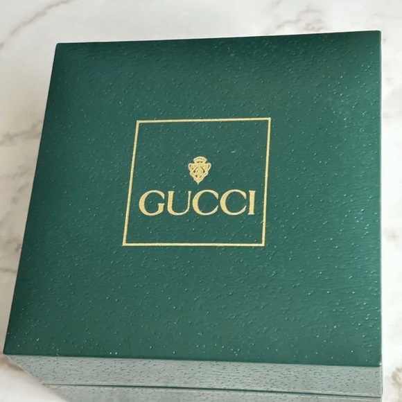 Gucci Bracelet Watch - Picture 11 of 11